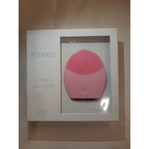 FOREO Luna 2 Facial Cleansing Device for Normal Skin